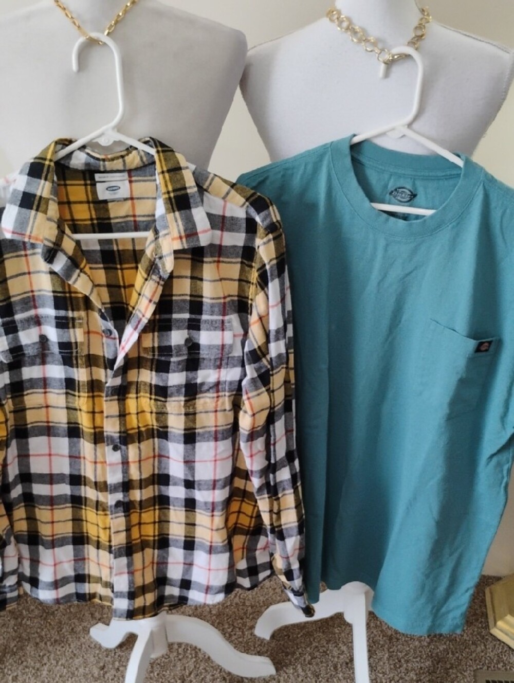 Men's Size Large Shirt Bundle - Picture 11 of 13